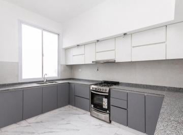 Casa · 120m² · 4 Ambientes · 1 Cochera · Venta Casa a Estrenar 4 Amb. Cochera Lanus Este