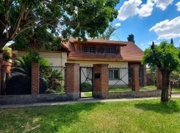Casa · 160m² · 5 Ambientes · 2 Cocheras · Casa 4 Dorm. Ideal Flipping