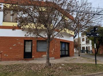 Local comercial · 325m² · Venta Casa 3 Dorm. con Local en Matheu