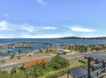 Departamento · 141m² · 5 Ambientes · 2 Cocheras · Venta Apartamento 3 Dorm. Piriapolis
