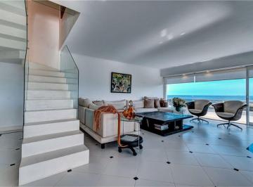 Departamento · 361m² · 7 Ambientes · 2 Cocheras · Apartamento Penthouse en Venta Frente Al Mar + Loft