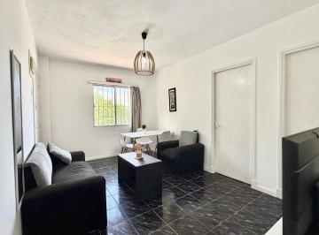 Departamento · 47m² · 3 Ambientes · Alquiler Apartamento Dos Dorm. Ituzangó