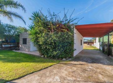 Casa · 80m² · 3 Ambientes · 1 Cochera · Venta - 2 Dorm - Bbcoa y Pisicina - Parque del Plata Sur