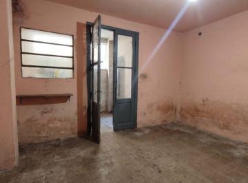 PH · 179m² · 5 Ambientes · 1 Cochera · PH 300 m Devoto a Reciclar Terraza Sin Expensas