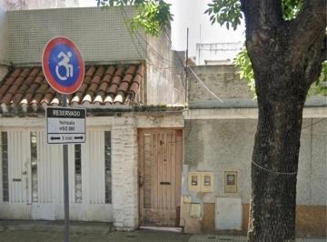 PH · 44m² · 3 Ambientes · PH 4 Amb. en Venta en Mataderos con Gran Potencial