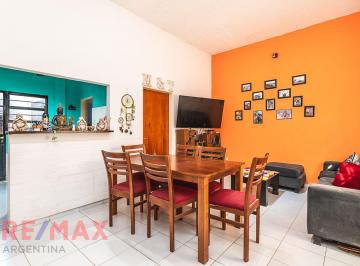 PH · 89m² · 3 Ambientes · 1 Cochera · PH de 3 Ambientes en Venta en Tablada C/cochera
