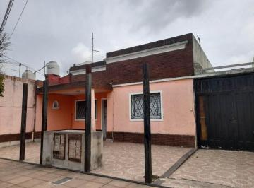 PH · 76m² · 4 Ambientes · 1 Cochera · Venta PH Frente 4 Ambientes Palomar