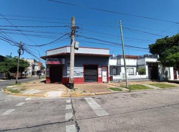 Casa · 170m² · 3 Ambientes · 1 Cochera · Venta Casa 3 Amb + Local Coronado Permuta Financia