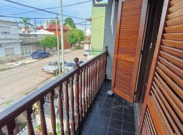Departamento · 81m² · 4 Ambientes · 1 Cochera · Venta Duplex 4 Amb. Cochera y Balcon L. Mirador