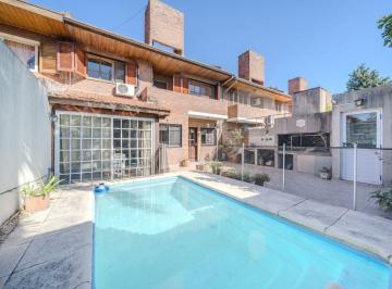 Casa · 150m² · 4 Ambientes · 2 Cocheras · Casa 4 Ambientes con Piscina - Barrio Murialdo