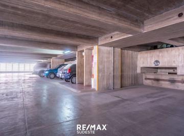 Garage · 12m² · Venta Cochera Mercado Municipal