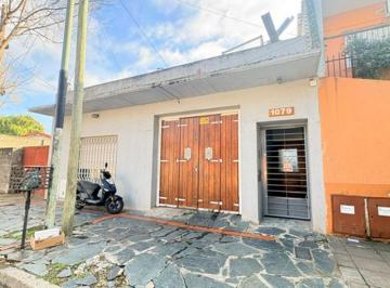 PH · 65m² · 3 Ambientes · 2 Cocheras · PH Al Frente 3 Ambientes con Cochera y Terraza
