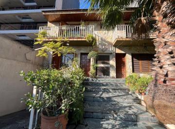 PH · 85m² · 4 Ambientes · 1 Cochera · Venta Triplex con Cochera Moron Centro/apto Cred