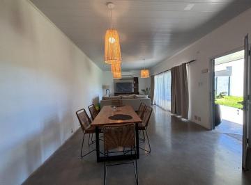 Casa · 96m² · 2 Ambientes · Casa en Venta en Bragado
