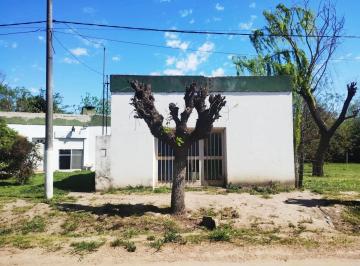 Casa · 169m² · 5 Ambientes · 1 Cochera · Casa con Local en Venta en Comodoro Py, Bragado