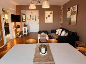Departamento · 76m² · 4 Ambientes · Venta/ Depto. 4 Amb / Flores