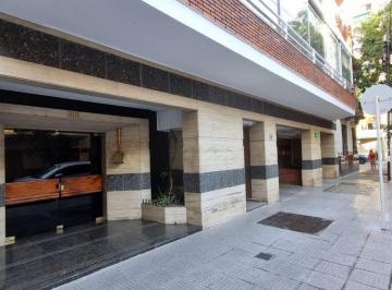 Departamento · 156m² · 6 Ambientes · 2 Cocheras · Venta Departamento Seis Ambientes Flores Cochera