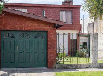 Casa · 134m² · 6 Ambientes · 1 Cochera · Venta Casa Mas Depto Financiamiento Directo