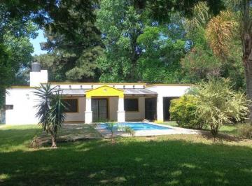 Casa · 72m² · 2 Ambientes · Casa Quinta con Gran Terreno