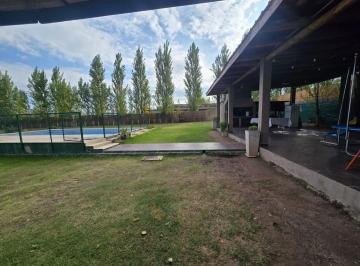 Casa · 156m² · 4 Ambientes · Venta - Hermoso Complejo de Cabañas Las Compuertas