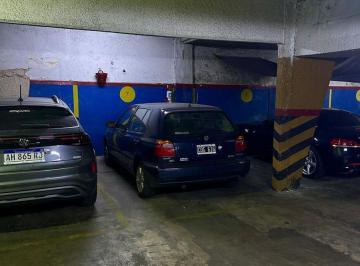 Garage · 15m² · Cochera Espacio Guardacoche Cubierta Belgrano