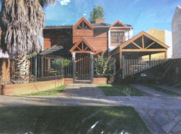 Casa · 250m² · 4 Ambientes · 2 Cocheras · Venta Casa Gigante en Jose C. Paz