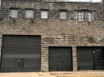 Bodega-Galpón · 200m² · Galpon Deposito en Alquiler
