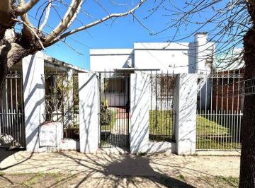 Casa · 80m² · 3 Ambientes · 1 Cochera · Venta Casa 3 Ambientes General Rodriguez