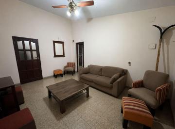 Casa · 191m² · 6 Ambientes · 1 Cochera · Dúplex 4 Dorm, Terraza y Asador - Bº Alberdi