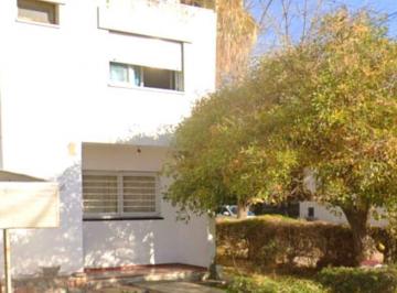 Casa · 96m² · 5 Ambientes · 1 Cochera · Duplex Barrio Trapiche