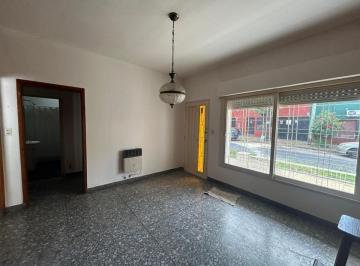 PH · 60m² · 3 Ambientes · Venta Excelente PH Al Fte. Patio S/exp. V. Maipu