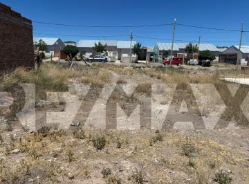 Terreno · 220m² · Lote en Barrio 32 Viviendas