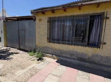 Casa · 351m² · 14 Ambientes · 1 Cochera · Venta Casa