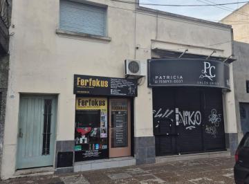 PH · 69m² · 4 Ambientes · Venta PH 4 Ambientes Ciudadela Centro C/ 2 Locales
