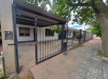 Casa · 159m² · 6 Ambientes · 3 Cocheras · Casa en Venta 4 Habitaciones en Guaymallen