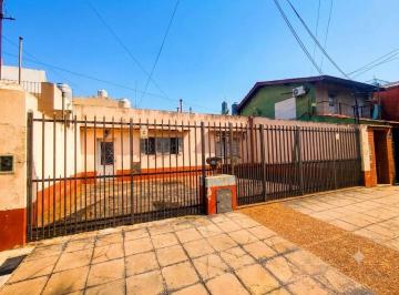 Casa · 87m² · 3 Ambientes · 2 Cocheras · Casa 3 Ambientes Venta San Justo Cochera Terraza
