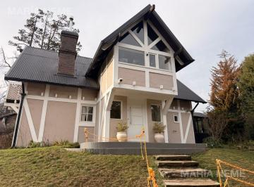 Casa · 175m² · 6 Ambientes · 1 Cochera · Casa Principal y Casa de Huéspedes Independiente