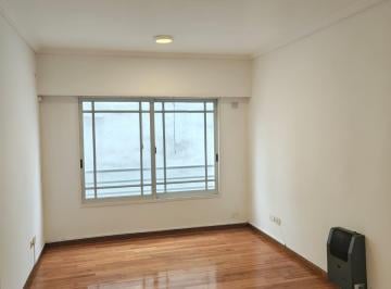 Departamento de 2 ambientes, Caballito · Departamento de 2 Amb con Cochera en Caballito, Luminoso, Impecable. Excelente Ubi