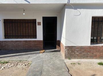 Casa de 3 ambientes, Córdoba · Venta Oportunidad 2 Casas B° Jose Ignacio Diaz 2da Seccion