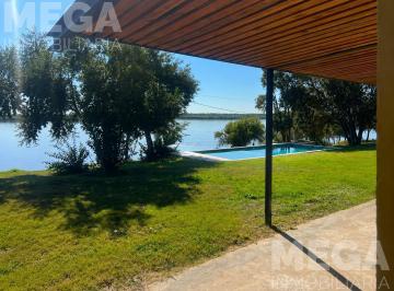 Casa · 80m² · 1 Dormitorio · 1 Cochera · Cabaña en Casita del Rio. Villa Urquiza