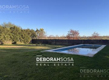 Casa · 150m² · 4 Ambientes · 4 Cocheras · Casa en Alquiler 4 Ambientes en Una Planta El Cantón - Escobar