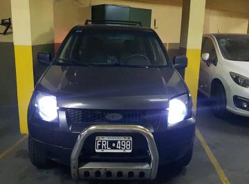 Garage en Alquiler   · Alquiler Cochera Fija Cubierta, Guardia, Auto Mediano Las Heras 2048