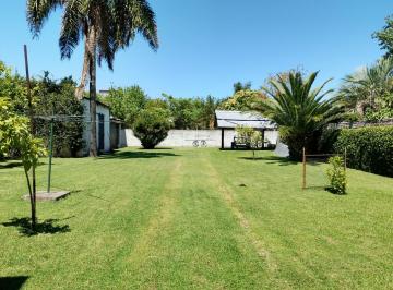 Casa · 73m² · 1 Ambiente · Amplio Terreno con Quincho