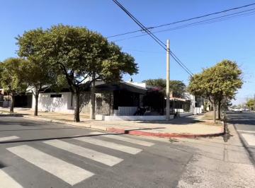Casa · 220m² · 6 Ambientes · 2 Cocheras · Alquiler Casa 3dor, 3baños, Pileta, Quincho en Urca, Sobre Av Menendez Pidal 3600
