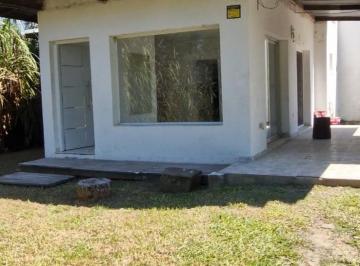 Casa · 100m² · 5 Ambientes · 2 Cocheras · Oportunidad Casa en Colonia Benítez