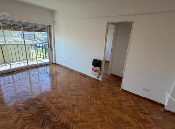 Departamento · 42m² · 2 Ambientes · Departamento de 2 Ambientes en Alquiler Bernal Este!