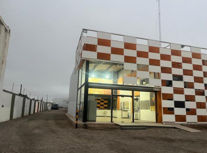 Bodega-Galpón · 650m² · 1 Ambiente · 1 Cochera