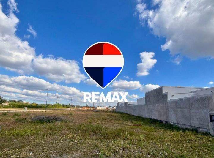 Terreno · 327m²