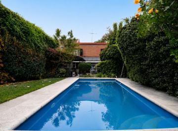 Casa · 280m² · 5 Ambientes · 3 Cocheras · Venta Casa 5 Ambientes Coghlan Pileta