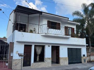 Casa · 600m² · 10 Ambientes · 1 Cochera · Venta Casa 600 m² - 10 Amb - El Carmen